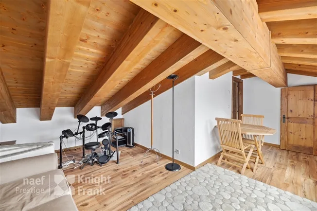 4.5 Zimmer Attikawohnung, 3963 Crans-Montana