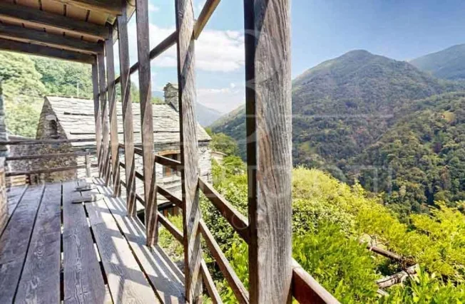 6.5 Zimmer Einfamilienhaus in Intragna – Foto 5 von 8
