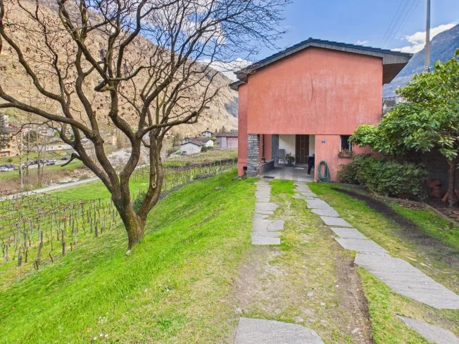 5.5 Zimmer Wohnung, 6745 Giornico