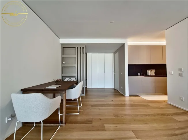 3.5 Zimmer Wohnung, 6900 Paradiso