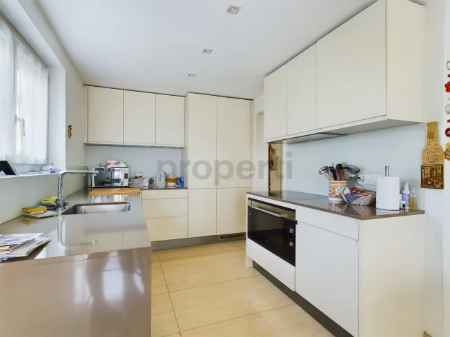 4.5 Zimmer Wohnung, 6932 Breganzona