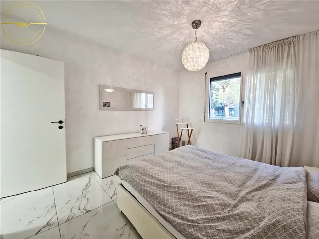 4.5 Zimmer Wohnung, 6962 Viganello