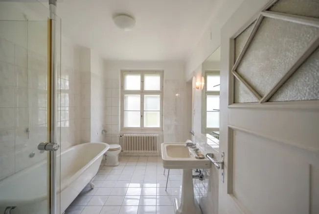 8 Zimmer Einfamilienhaus, 4059 Basel