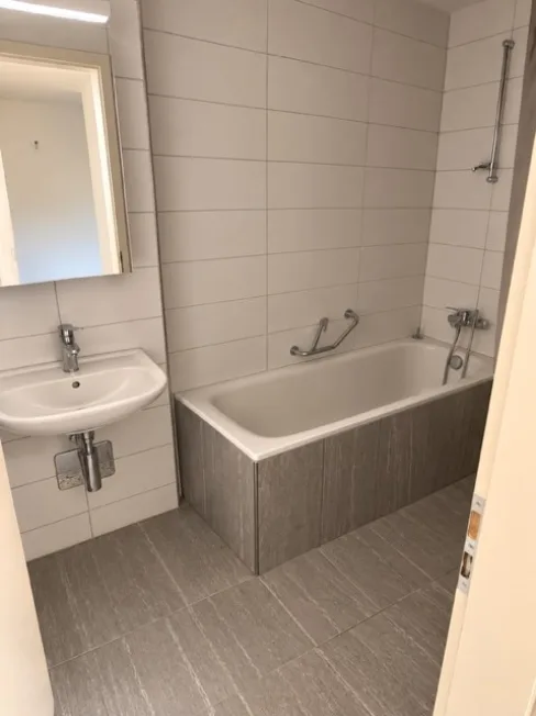 3.5 Zimmer Wohnung, 4153 Reinach BL
