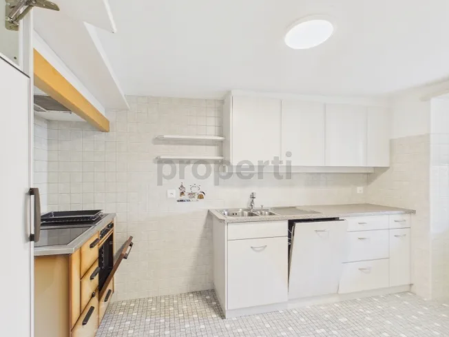 4 Zimmer Wohnung, 5273 Oberhofen AG