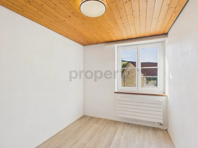 4 Zimmer Wohnung, 5273 Oberhofen AG