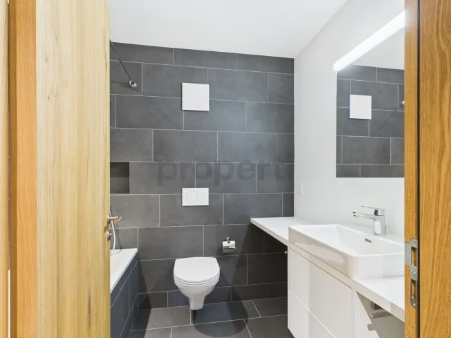 5.5 Zimmer Wohnung, 7165 Breil-Brigels