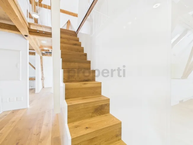2.5 Zimmer Attikawohnung, 8926 Kappel am Albis