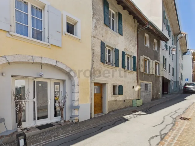4 Zimmer Reihenfamilienhaus, 1170 Aubonne