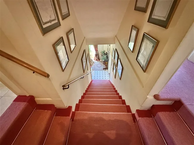 6 Zimmer Einfamilienhaus, 1170 Aubonne