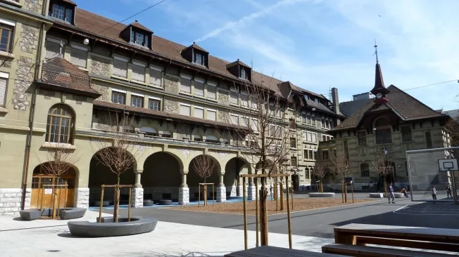 5 Zimmer Wohnung, 1207 Genève