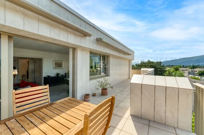4 Zimmer Attikawohnung, 1223 Cologny