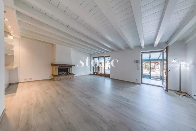 8 Zimmer Einfamilienhaus, 1281 Russin
