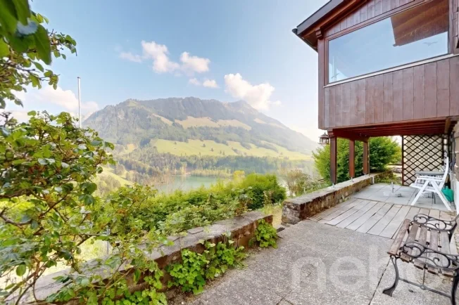 5.5 Zimmer Chalet, 1653 Crésuz