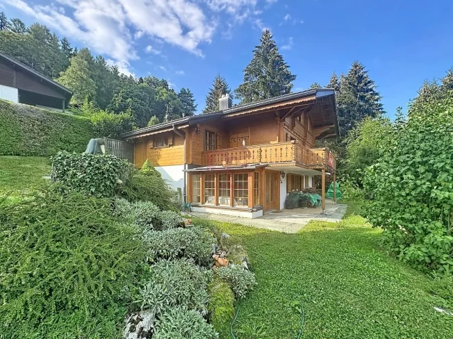 6.5 Zimmer Chalet, 1653 Crésuz