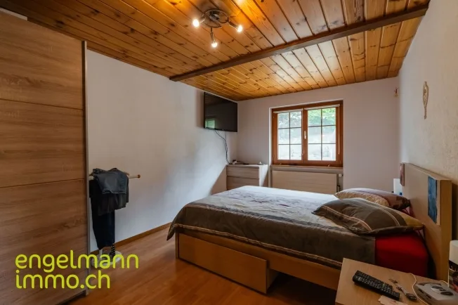 10 Zimmer Einfamilienhaus, 2537 Vauffelin