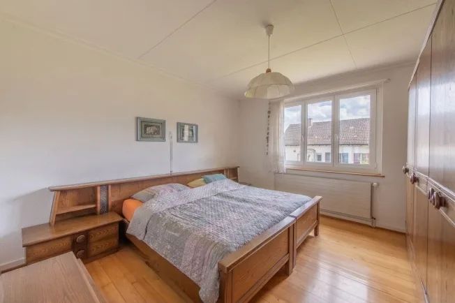 4 Zimmer Doppeleinfamilienhaus, 2544 Bettlach