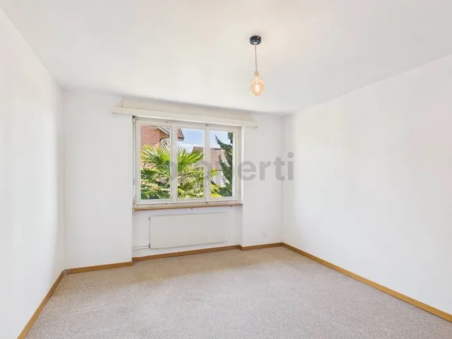 4.5 Zimmer Einfamilienhaus, 2553 Safnern