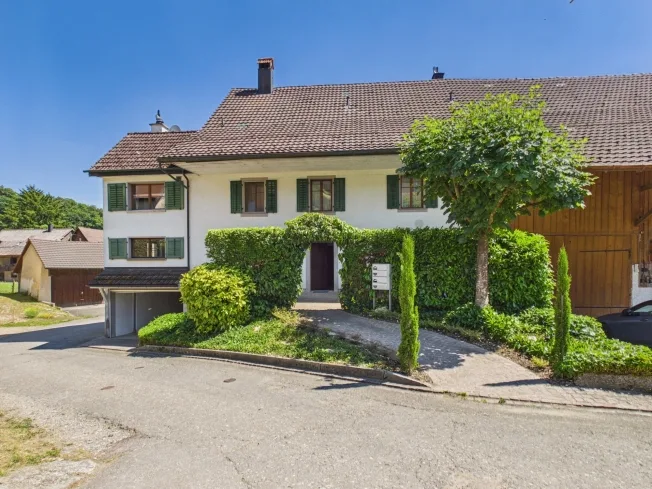 9 Zimmer Bauernhaus, 5426 Lengnau AG