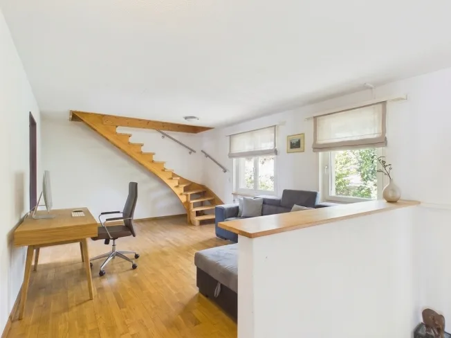 7 Zimmer Reihenfamilienhaus, 5727 Oberkulm