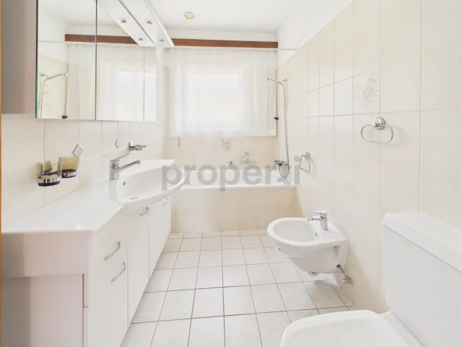 4.5 Zimmer Wohnung, 6532 Castione