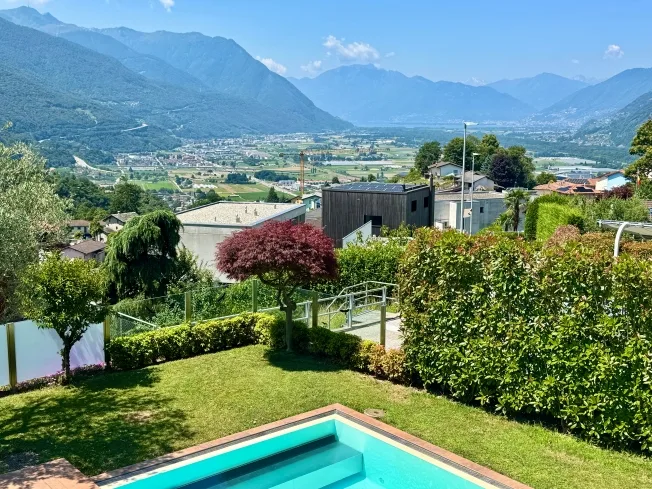 6.5 Zimmer Villa, 6582 Pianezzo