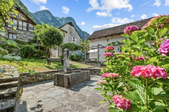 2.5 Zimmer Einfamilienhaus, 6677 Aurigeno