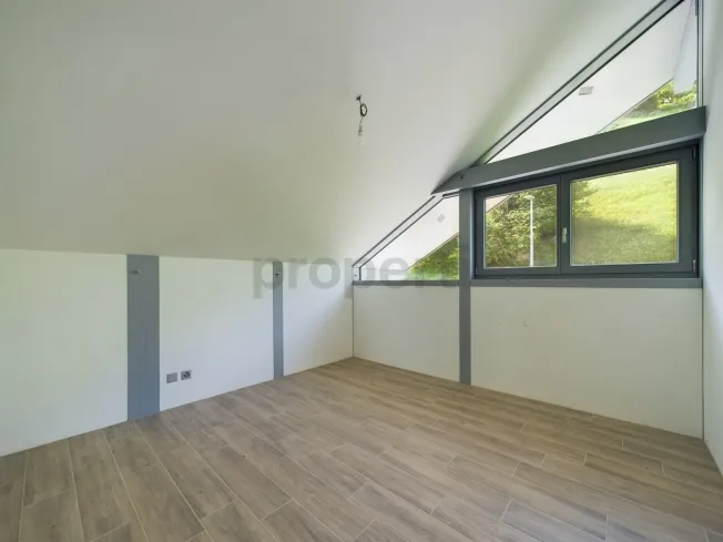 7.5 Zimmer Villa, 6724 Ponto Valentino