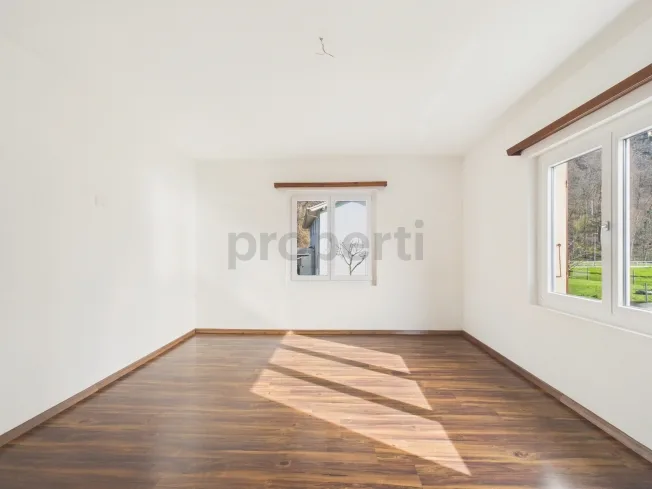 4.5 Zimmer Einfamilienhaus, 6742 Pollegio