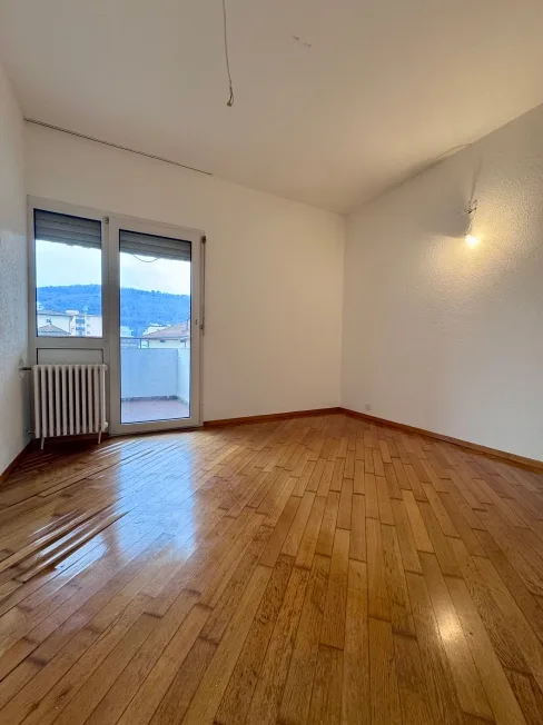 3.5 Zimmer Wohnung, 6830 Chiasso