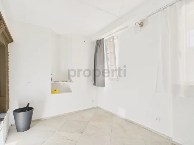 2.5 Zimmer Einfamilienhaus, 6837 Caneggio