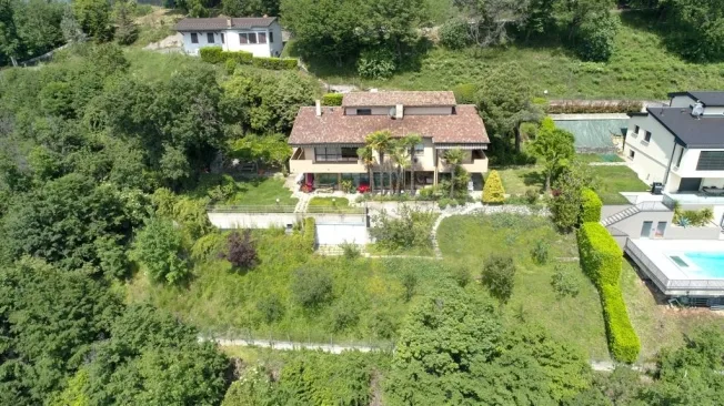 10.5 Zimmer Reihenfamilienhaus, 6865 Tremona