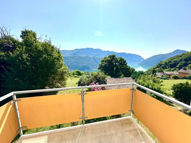3.5 Zimmer Attikawohnung, 6914 Carona