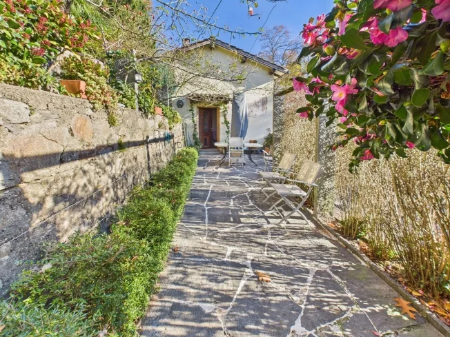 4.5 Zimmer Einfamilienhaus, 6994 Aranno