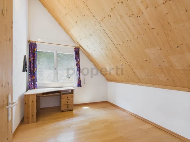 6.5 Zimmer Einfamilienhaus, 7421 Summaprada