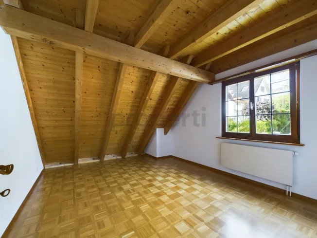 4.5 Zimmer Wohnung, 8187 Weiach