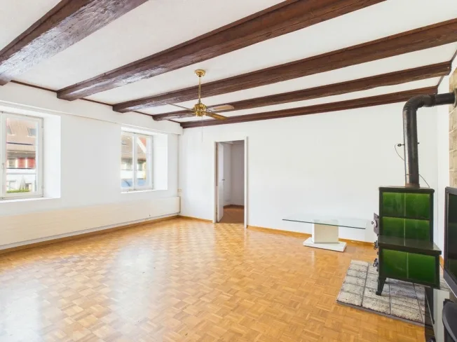 5 Zimmer Wohnung, 8193 Eglisau