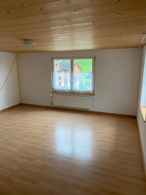 6 Zimmer Einfamilienhaus, 8775 Luchsingen