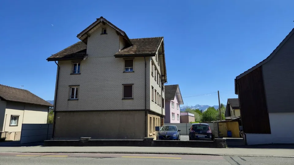10 Zimmer Mehrfamilienhaus, 9463 Oberriet SG