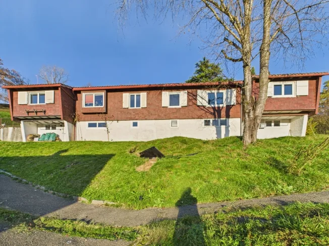 8 Zimmer Einfamilienhaus, 9630 Wattwil