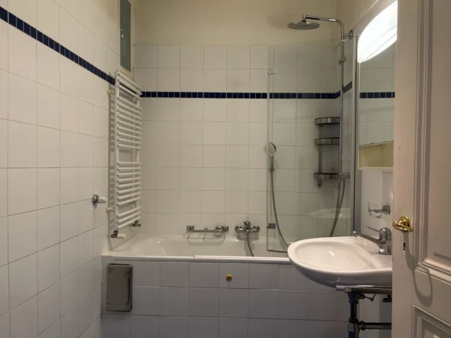 4 Zimmer Wohnung, 1206 Genève