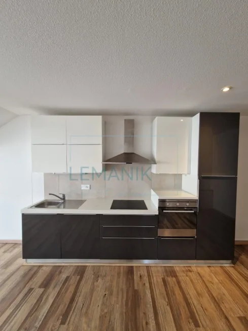 4.5 Zimmer Wohnung, 2206 Les Geneveys-sur-Coffrane