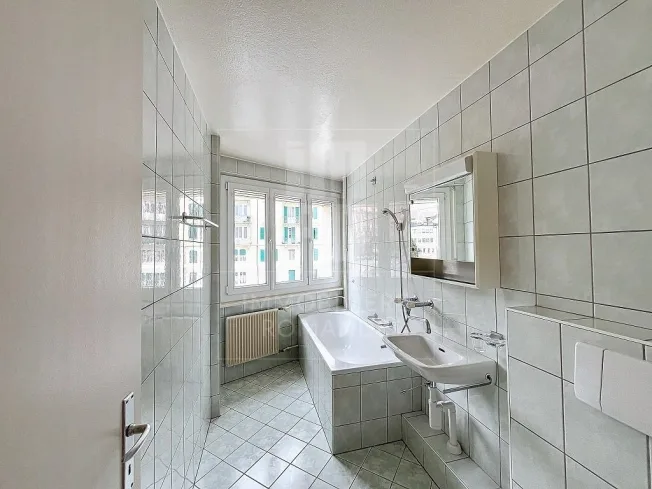 1 Zimmer Wohnung, 2300 La Chaux-de-Fonds