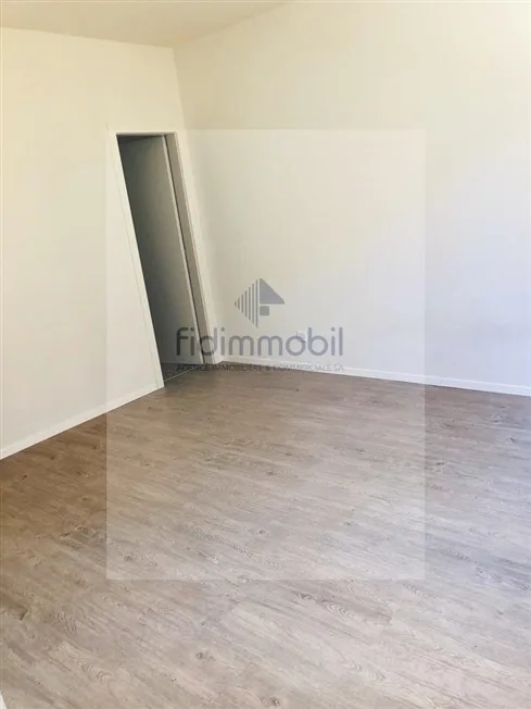 2 Zimmer Wohnung, 2400 Le Locle