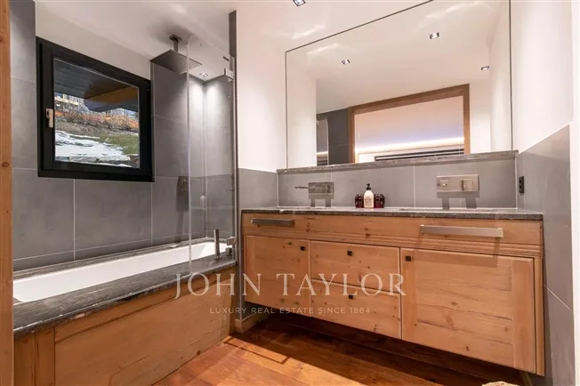 6 Zimmer Wohnung, 3963 Crans-Montana