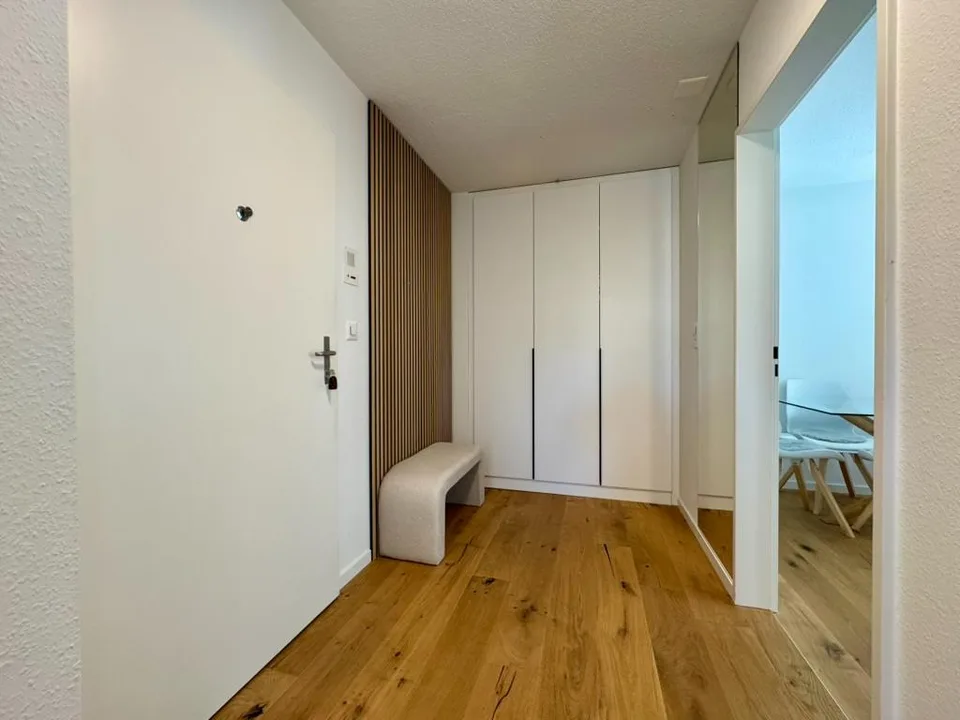 Bright 4.5-room apartment with balcony