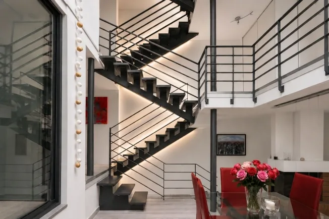 7 Zimmer Reihenfamilienhaus, 1093 La Conversion