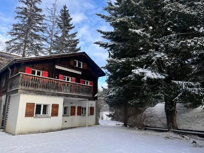 7.5 Zimmer Chalet, 3963 Crans-Montana
