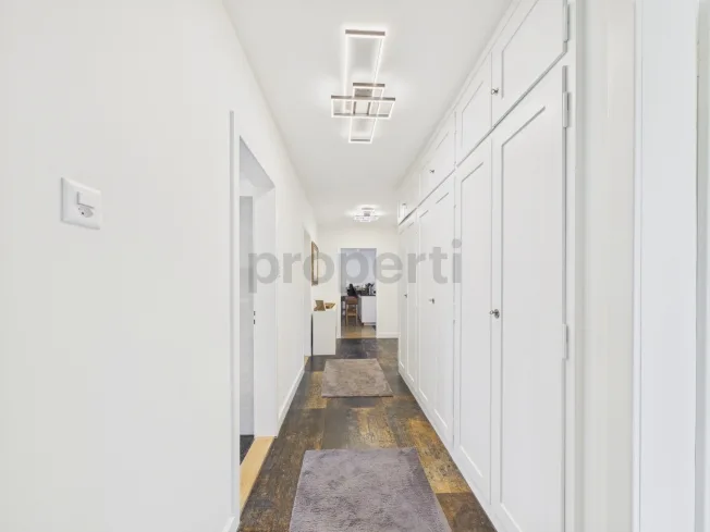 Appartement de 4,5 pièces dans un immeuble ancien, avec aménagement intérieur de haute qualité - à seulement 5 minutes à pied de la gare d'Aarau – photo 10 sur 26
