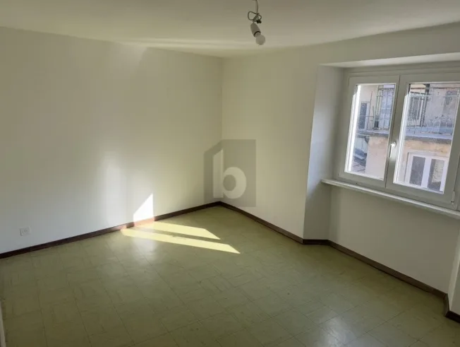 7.5 Zimmer Stadthaus, 6956 Lopagno